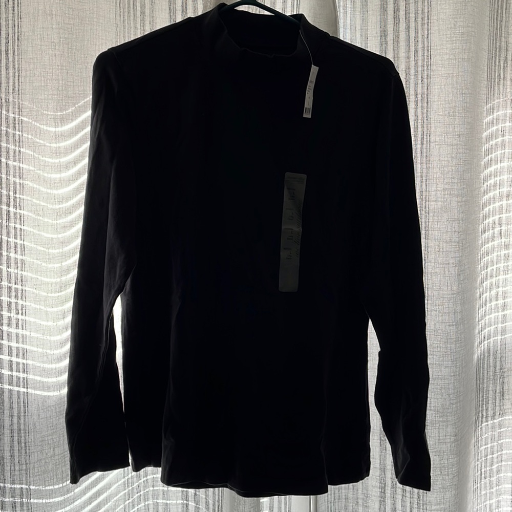 Gander Mountain Women’s Top , Black , mock neck , size L, NWT